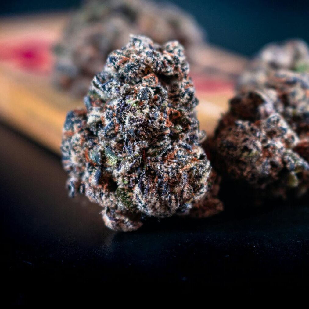 Second image of Grapefruit – THCA Flower Medium Sized Buds (Indoor)